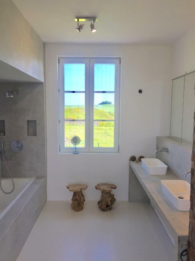 Galerie, Tumulus De La Hogue Otel Fontenay-le-Marmion Dış mekan fotoğraf